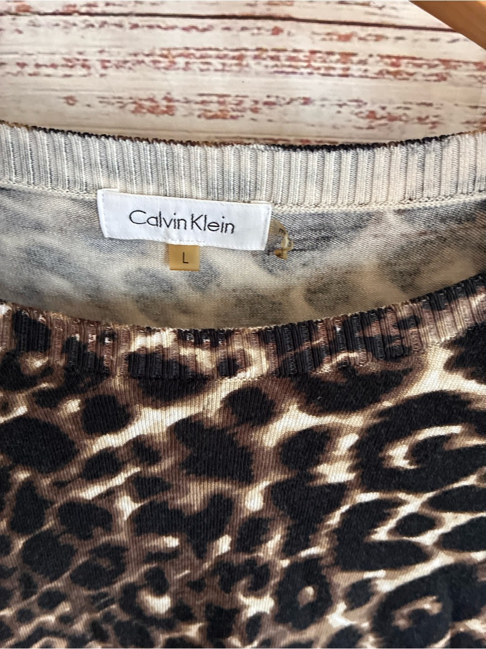 Calvin Klein Women's Leopard Print Short Sleeve Top - Brown/Black Large - Picture 2 of 4